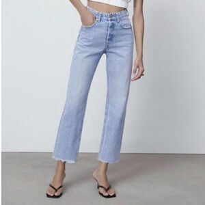 Zara Light Wash High Rise Straight Leg Raw Hem Jeans 0